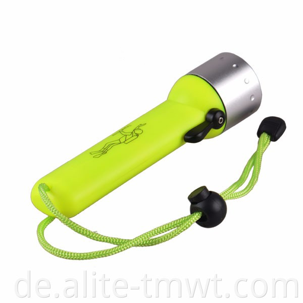 YT-50A Billig Diving Light wasserdichte IPX8 3W LED-Kunststoff-Tauch-Taschenlampe